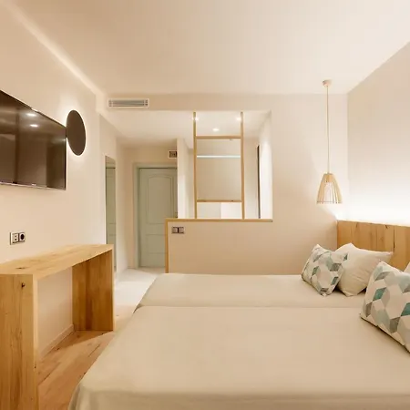 Maritim Hotel 4*