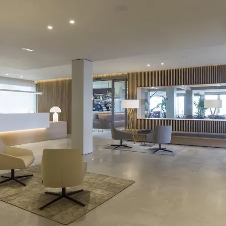 Maritim 4 Superior 4*