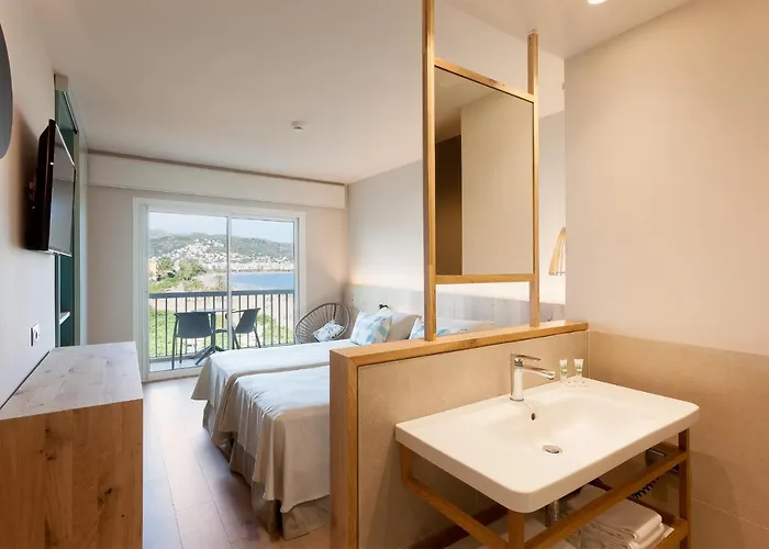 Hotel Maritim 4 Superior 4*