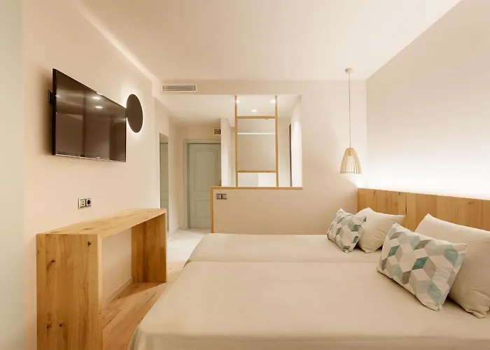 Maritim 4 Superior 酒店 4*
