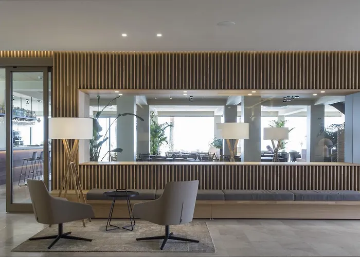 Maritim 4 Superior Roses