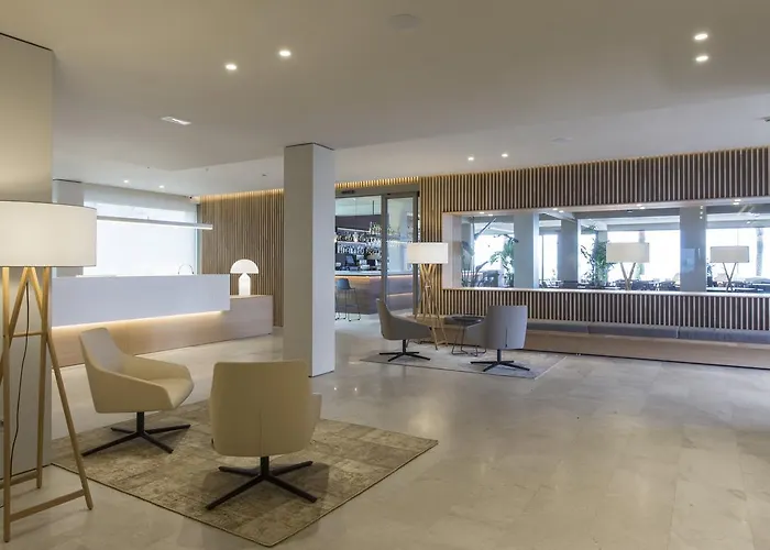 Maritim 4 Superior 4*