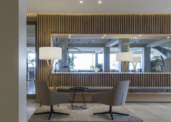 Maritim 4 Superior Hotel