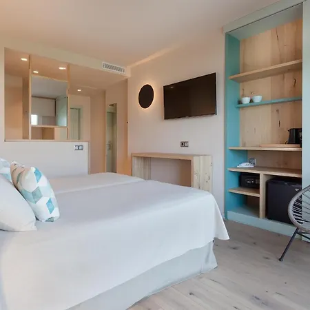 Maritim 4 Superior Hotel