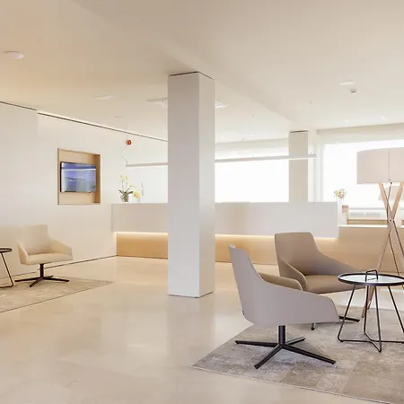 Maritim 4 Superior 4*